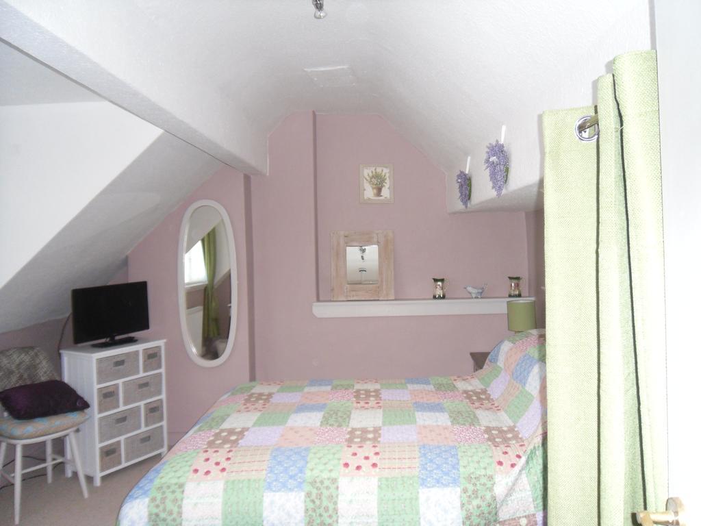 Claremont House Holiday Apartments Llandudno Bilik gambar