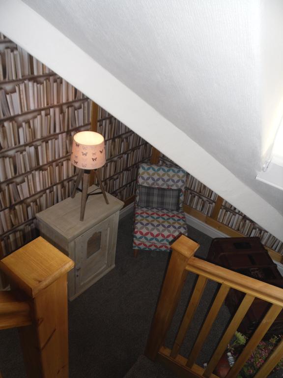 Claremont House Holiday Apartments Llandudno Bilik gambar