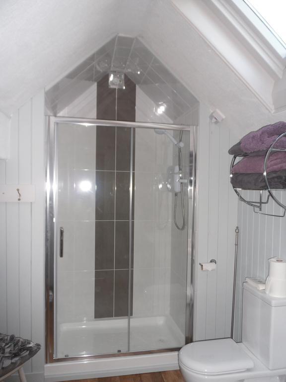Claremont House Holiday Apartments Llandudno Bilik gambar