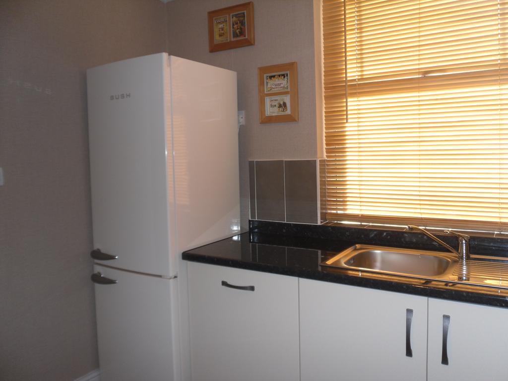 Claremont House Holiday Apartments Llandudno Bilik gambar