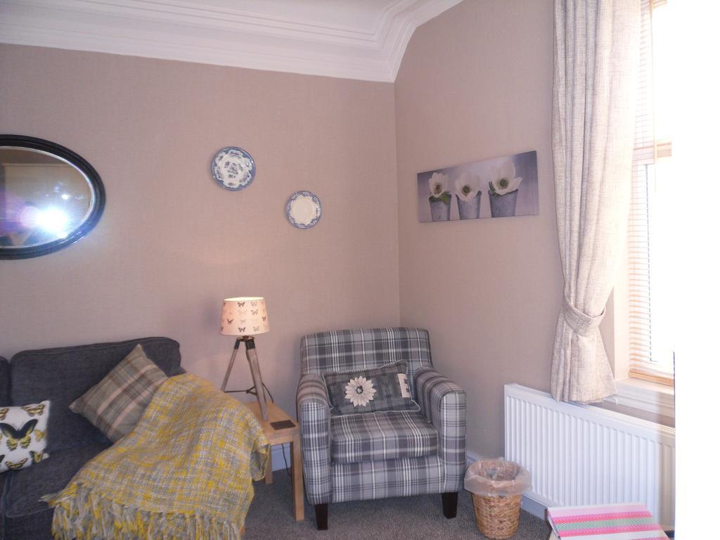 Claremont House Holiday Apartments Llandudno Bilik gambar