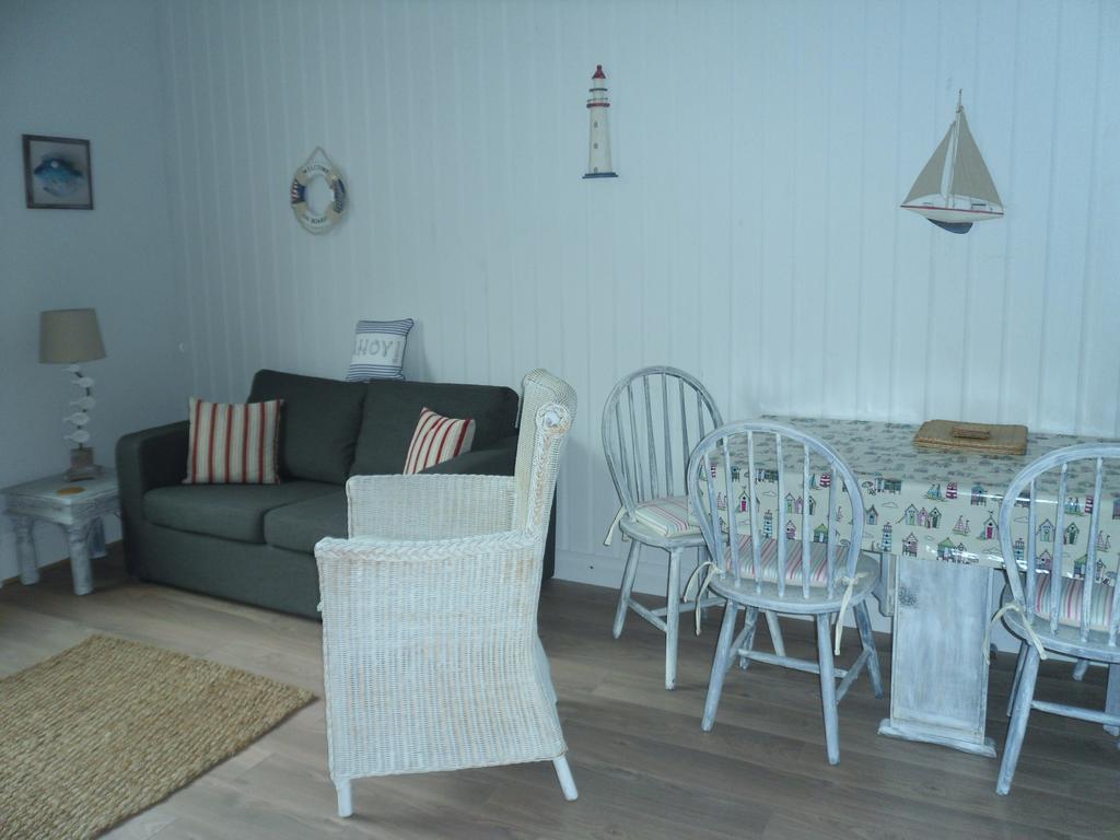 Claremont House Holiday Apartments Llandudno Bilik gambar