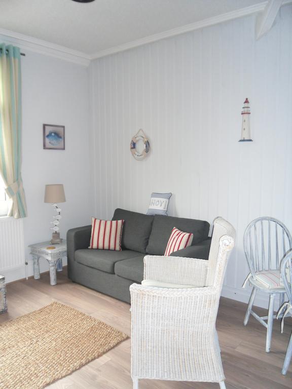 Claremont House Holiday Apartments Llandudno Bilik gambar