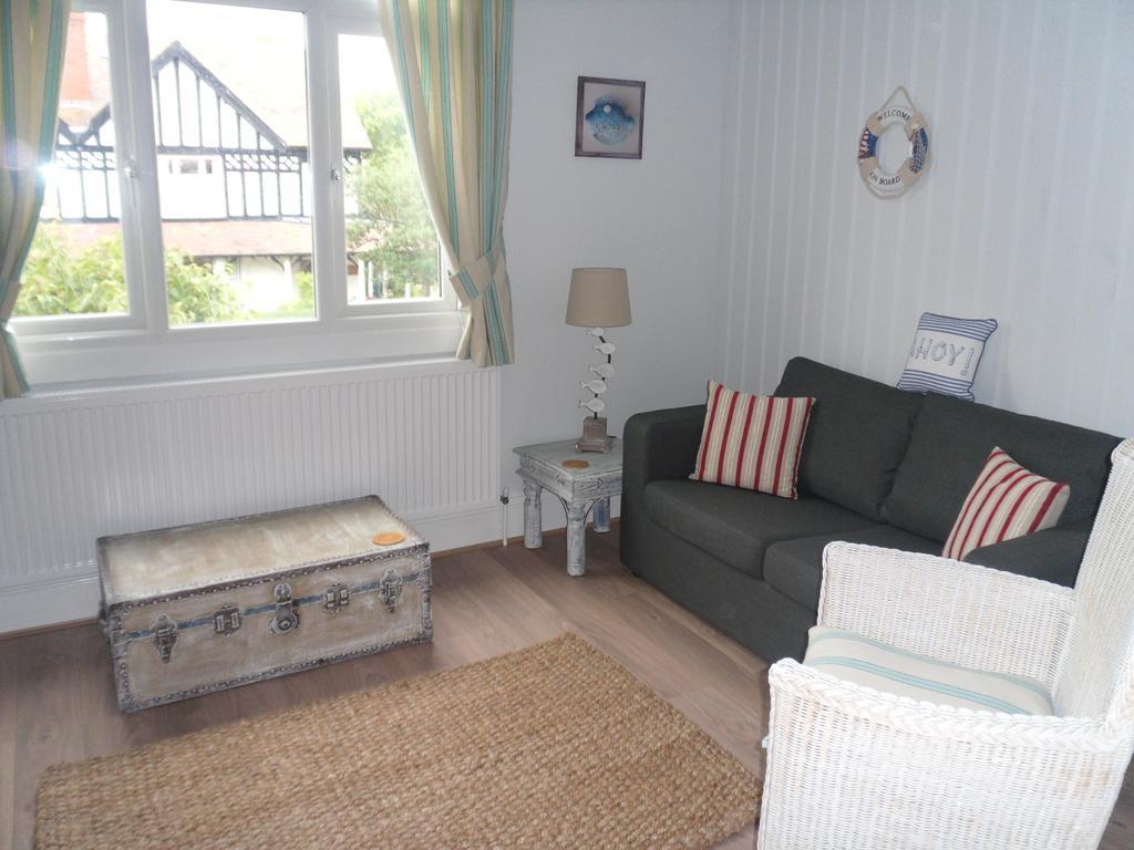 Claremont House Holiday Apartments Llandudno Bilik gambar