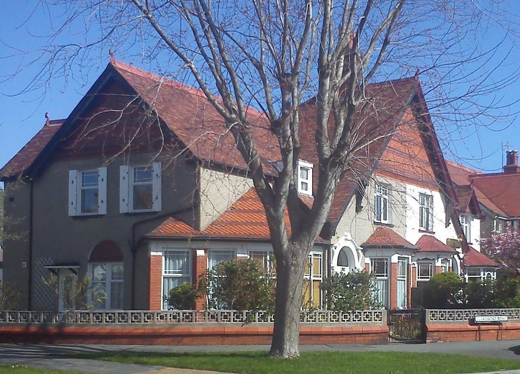 Claremont House Holiday Apartments Llandudno Luaran gambar